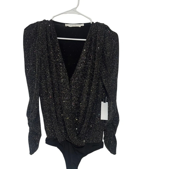 ASTR the Label Black Shimmer Bodysuit with Plunging Neckline Womens Size Small - Picture 2 of 3